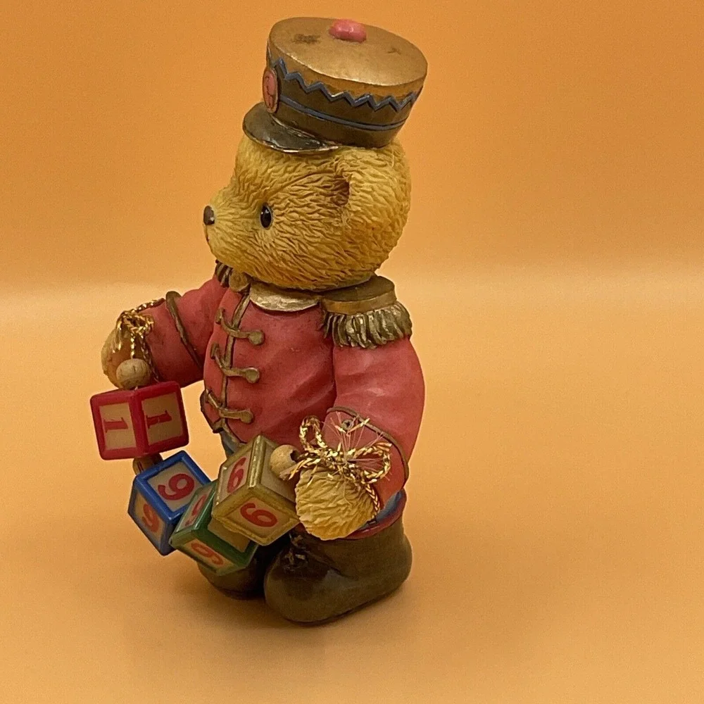Cherished Teddies Jeffrey 1996 Striking Up‎ Another Year Enesco New Years Figure